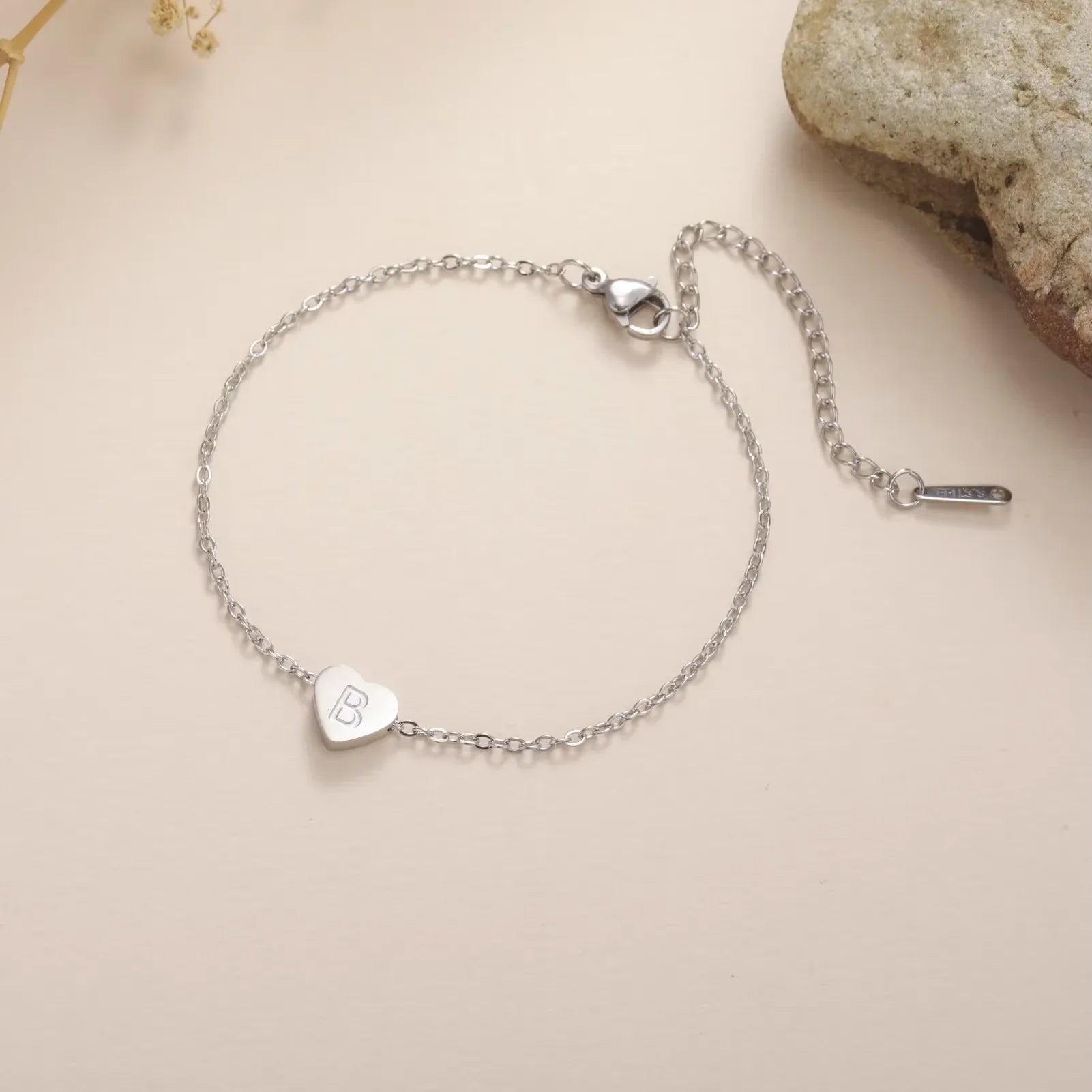 Initial Letter Mini Heart Charm Women'S Bracelets A-Z Alphabet Bracelets Stainless Steel Jewelry Valentine'S Day Gift